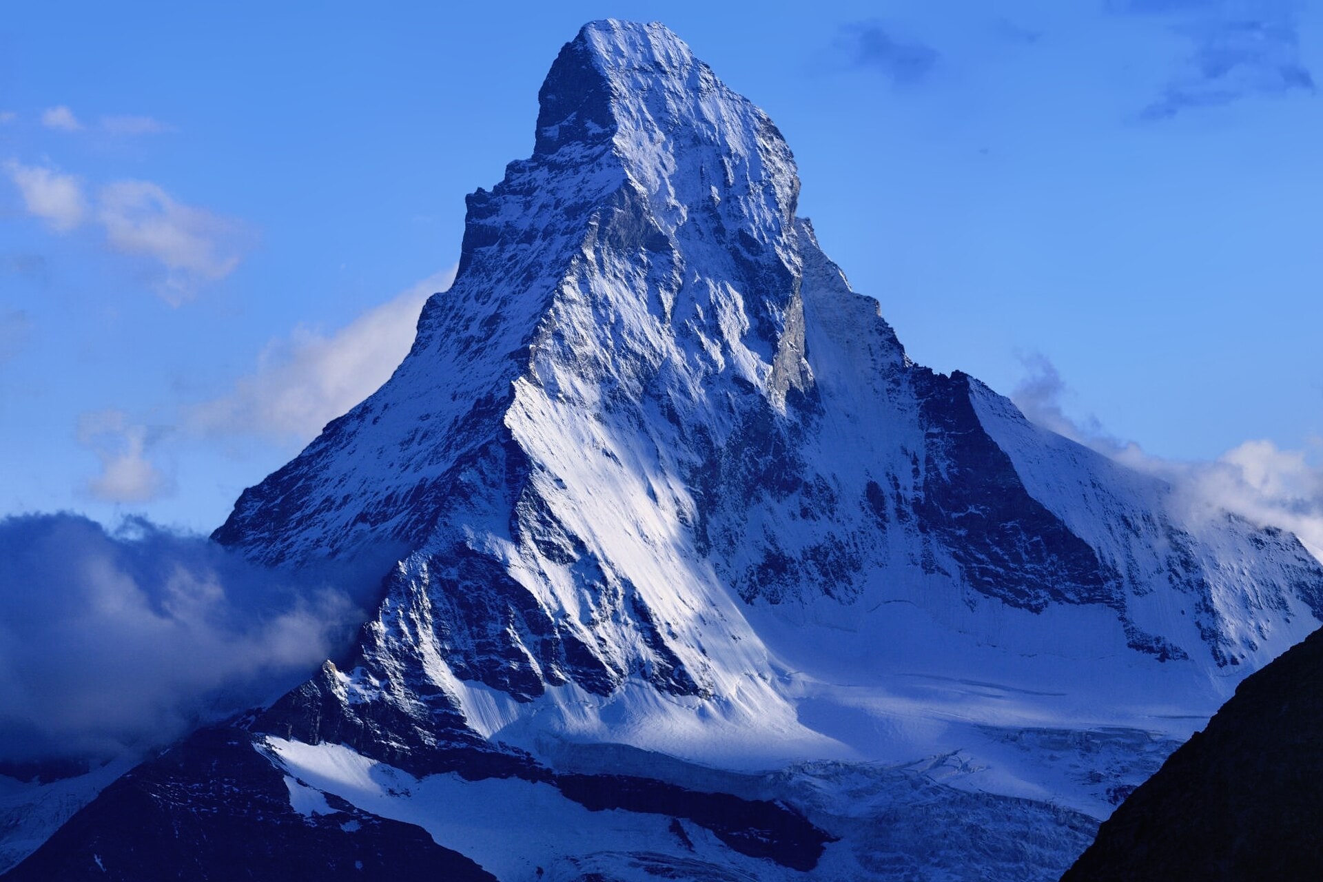Ski rental Andalo — book online and save