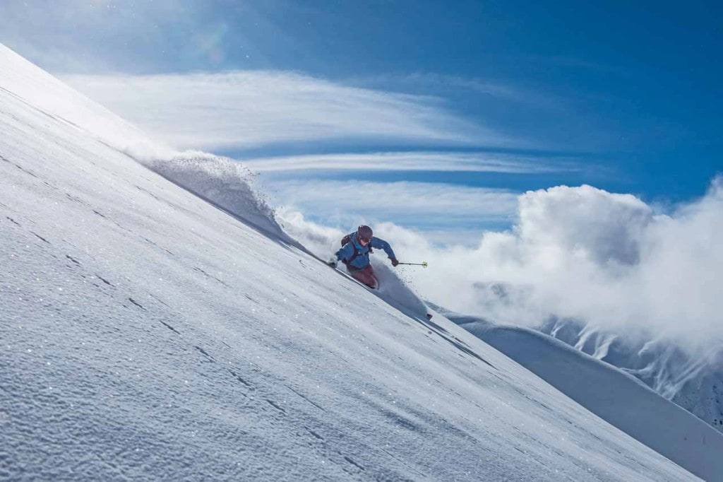 Ski rental Disentis — book online and save