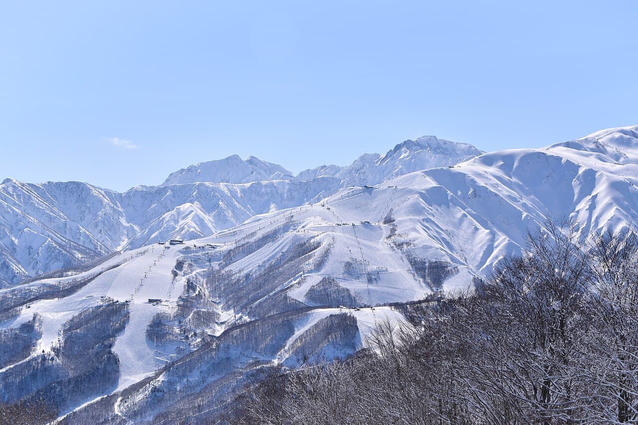 Hakuba
