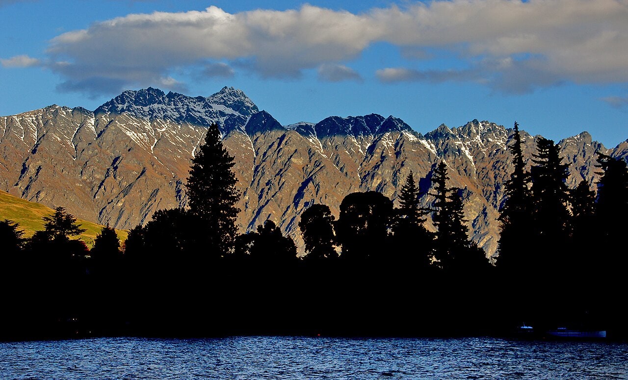 Ski rental in Queenstown / Remarkables