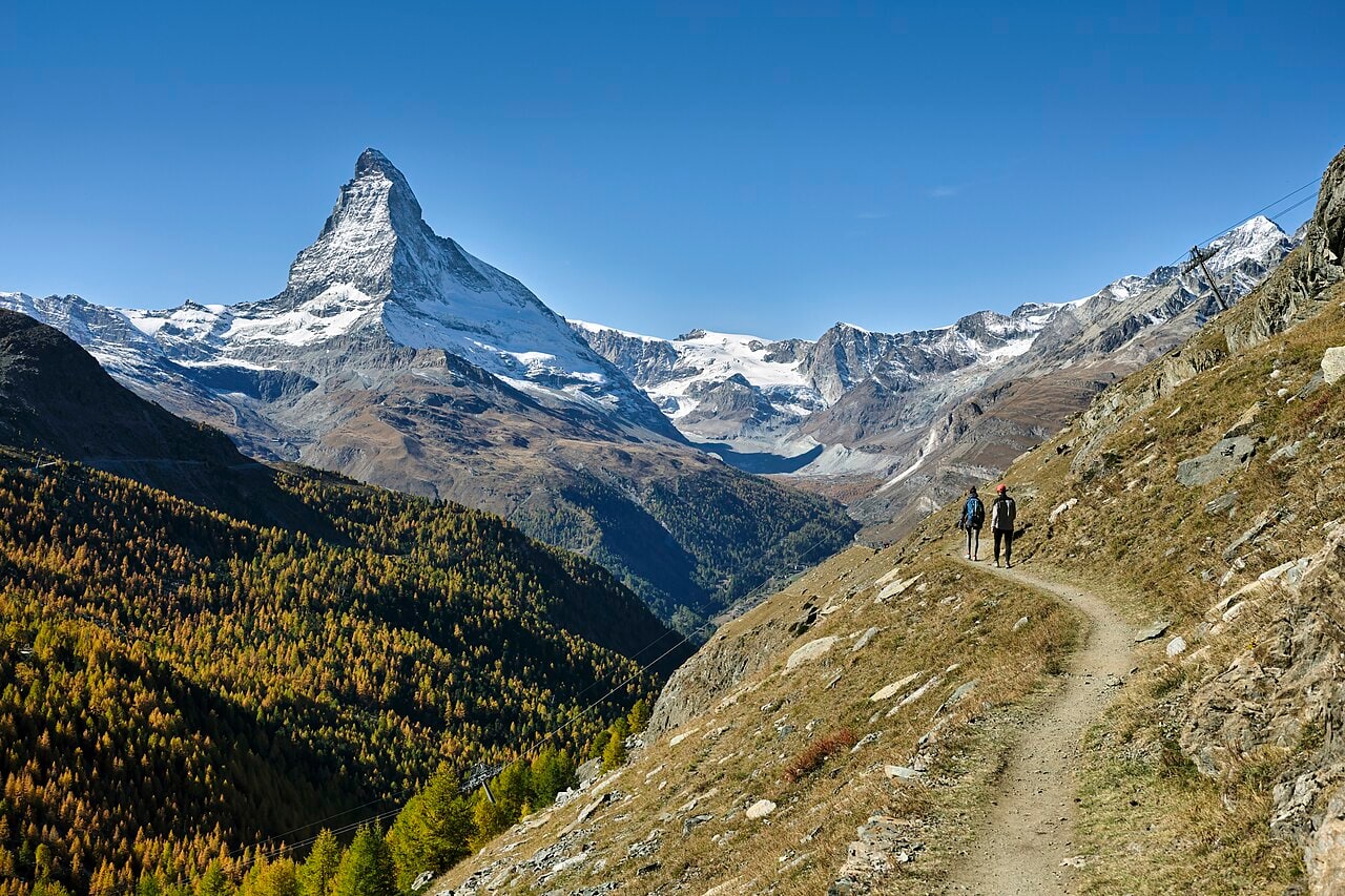 Ski rental Zermatt — book online and save